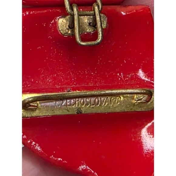 Vintage Czechoslovakia Glass Red Art Deco Lip-Shaped Belt‎ Buckle Gold-Tone 4" - Picture 2 of 7